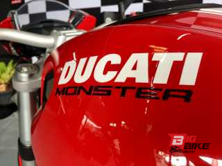  Ducati Monster 796