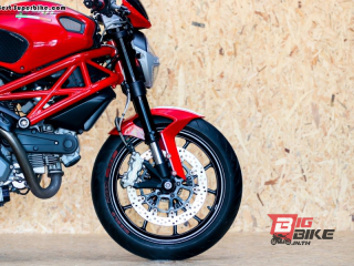  Ducati Monster 796