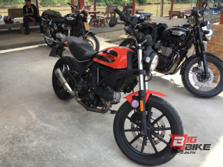  Ducati Scrambler Sixty 2