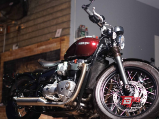  Triumph Bonneville Bobber