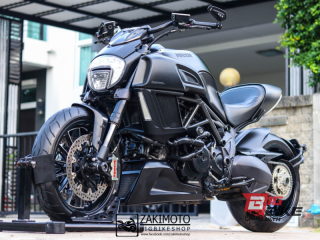  Ducati Diavel Carbon Y16