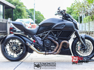  Ducati Diavel Carbon Y16