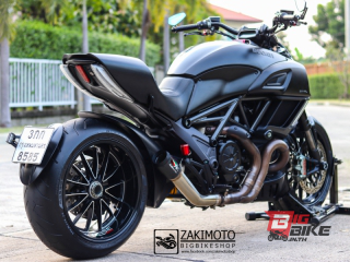  Ducati Diavel Carbon Y16