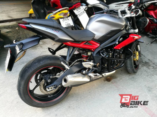  Triumph Street Triple RS