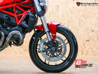  Ducati Monster 821