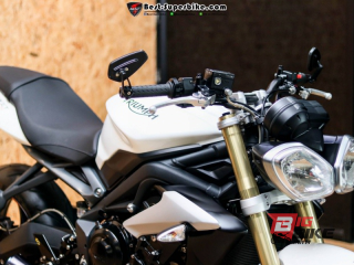  Triumph Street Triple RS