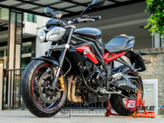  Triumph Street Triple RS