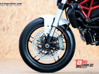  Ducati Monster 821