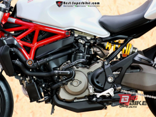  Ducati Monster 821