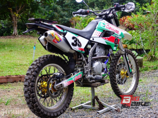  Kawasaki KLX250