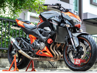  Kawasaki Z800