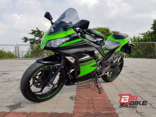  Kawasaki Ninja 300