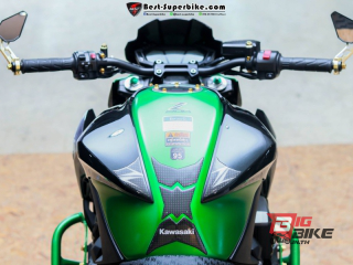  Kawasaki Z800