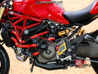  Ducati Monster 821