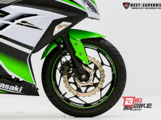  Kawasaki Ninja 300