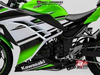  Kawasaki Ninja 300