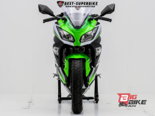  Kawasaki Ninja 300