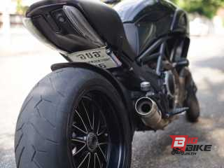  Ducati Diavel Carbon Y16