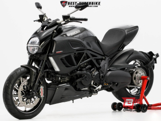  Ducati Diavel Carbon Y16