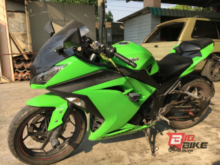  Kawasaki Ninja 300