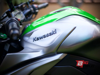  Kawasaki Z1000