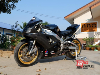  Yamaha YZF-R1