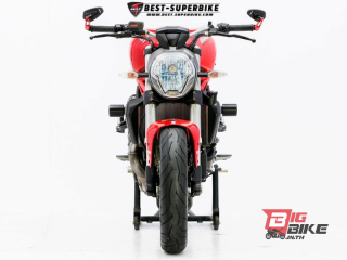  Ducati Monster 821