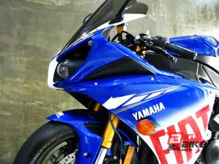  Yamaha YZF-R1