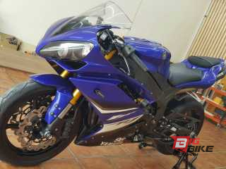  Yamaha YZF-R1