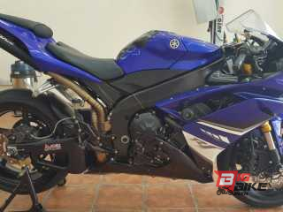  Yamaha YZF-R1