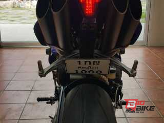  Yamaha YZF-R1