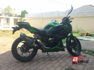  Kawasaki Z300