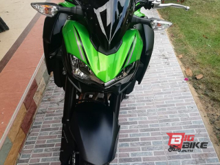  Kawasaki Z900