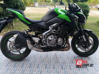  Kawasaki Z900