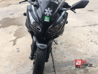  Kawasaki Ninja 300