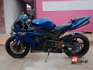  Yamaha YZF-R1