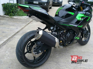  Kawasaki Ninja 400