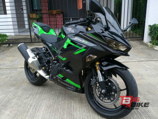  Kawasaki Ninja 400