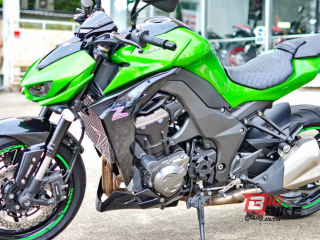  Kawasaki Z1000