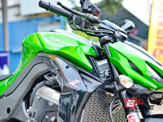  Kawasaki Z1000