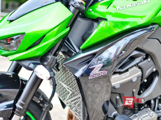  Kawasaki Z1000