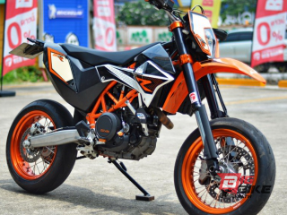  KTM 690 SMC R