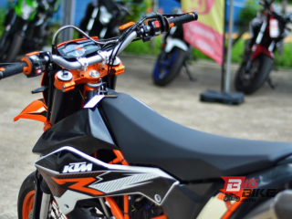  KTM 690 SMC R