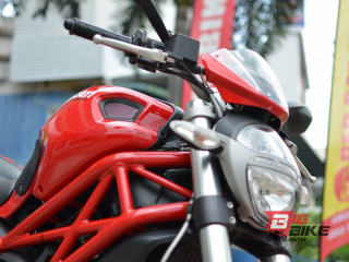  Ducati Monster 796