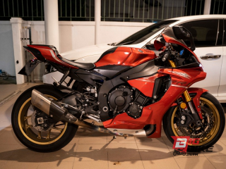  Yamaha YZF-R1