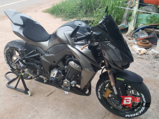  Kawasaki Z1000