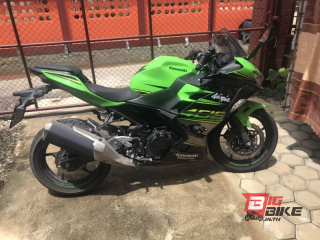  Kawasaki Ninja 400