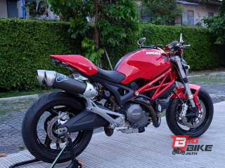  Ducati Monster 795