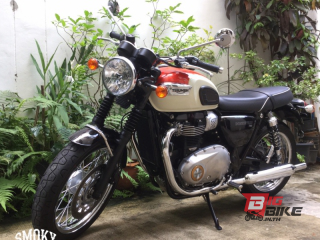  Triumph Bonneville T100