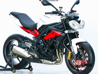  Triumph Street Triple R